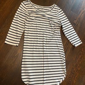 White/black stripes 3/4 sleeve long shirt/dress